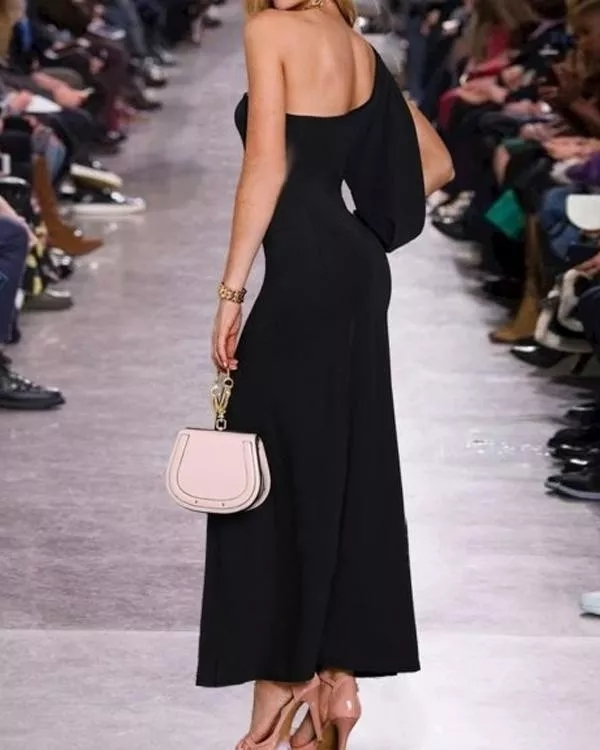 Tek Omuz Açık Derin Yırtmaçlı Krep Tam Boy Elbise Tek Omuz Açık Derin Yırtmaçlı Krep Tam Boy Elbise