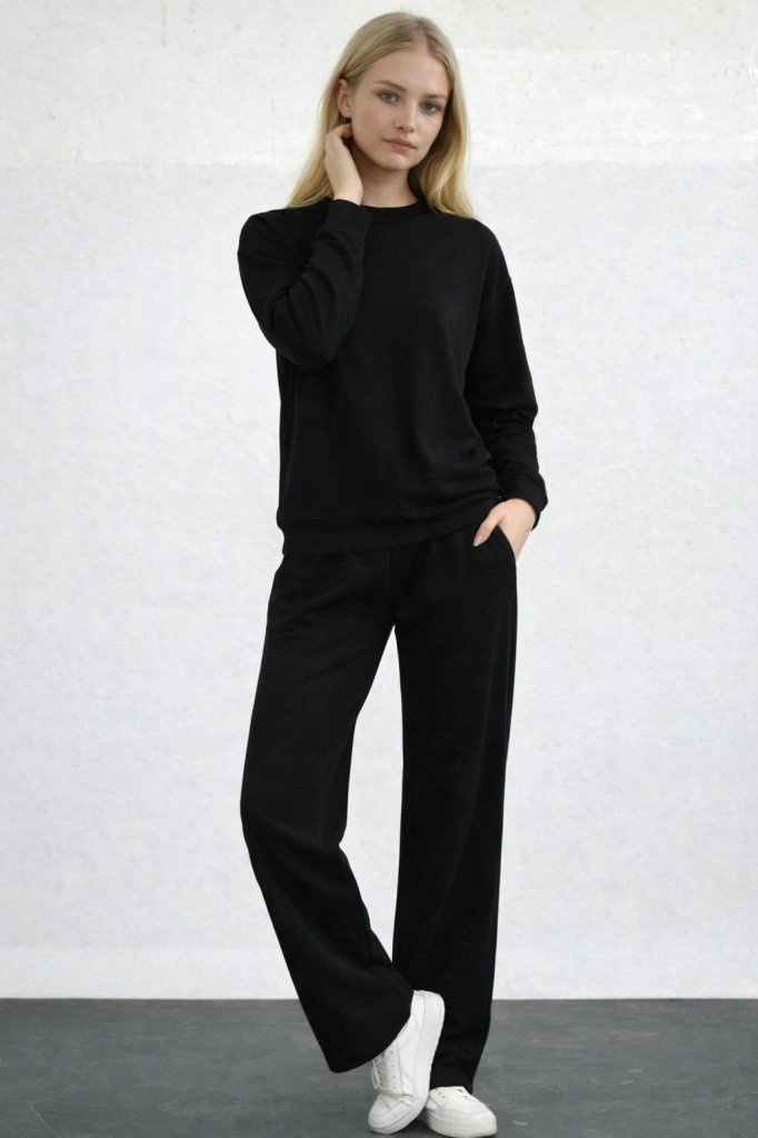 Kadın Uzun Kollu Bisiklet Yaka Viskon Iki Iplik Bluz Ve Pantolon Ikili Takım Kadın Uzun Kollu Bisiklet Yaka Viskon Iki Iplik Bluz Ve Pantolon Ikili Takım