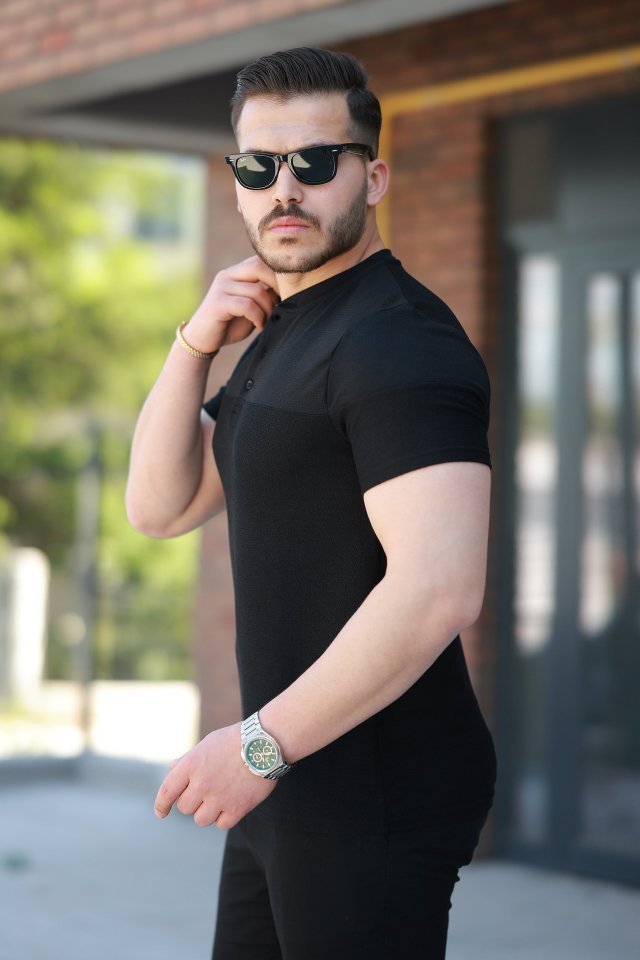 Erkek Hakim Yakalı Kısa Kollu Pamuklu T-shirt Erkek Hakim Yakalı Kısa Kollu Pamuklu T-shirt