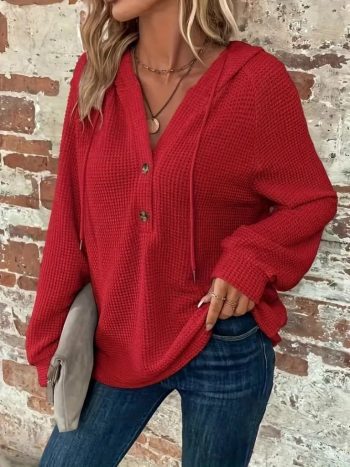 Kadın Uzun Kollu Kapşonlu önü Düğmeli Ve Bağcıklı Waffle Bluz