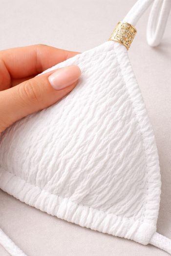 Kadın Beyaz Pedli Üçgen Bikini Üstü Halter Bağlamalı Aksesuarlı