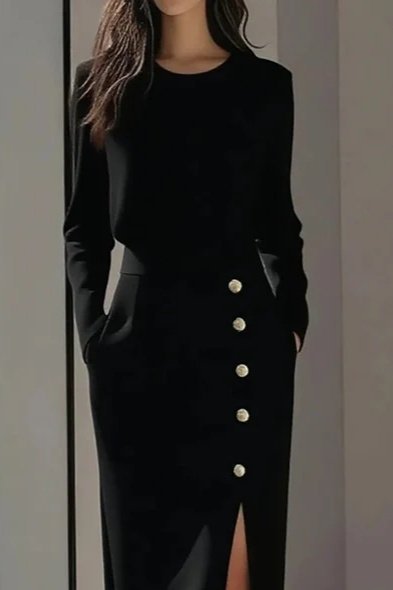 Kadın Uzun Kollu Bisiklet Yakalı Yandan Yırtmaçlı Düğmeli Midi Ithal Krep Elbise Kadın Uzun Kollu Bisiklet Yakalı Yandan Yırtmaçlı Düğmeli Midi Ithal Krep Elbise