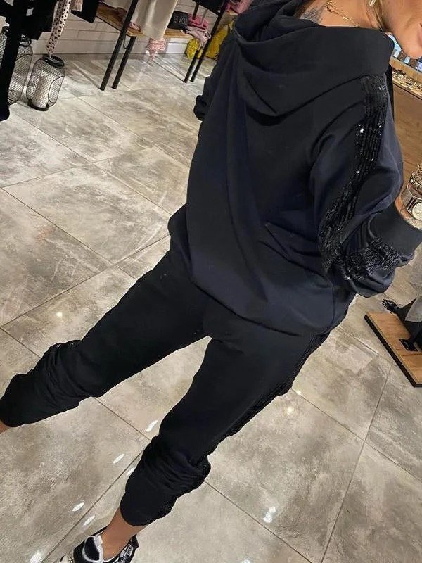 Kadın Uzun Kollu Kapşonlu Pulpayet Detay Viskon Iki Iplik Bluz Ve Pantolon Ikili Takım Kadın Uzun Kollu Kapşonlu Pulpayet Detay Viskon Iki Iplik Bluz Ve Pantolon Ikili Takım