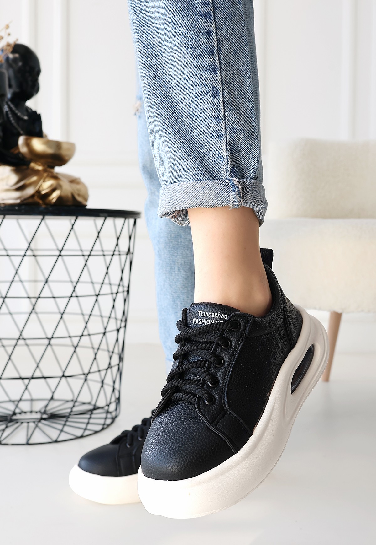 6931_chris-siya-87691_3 blank