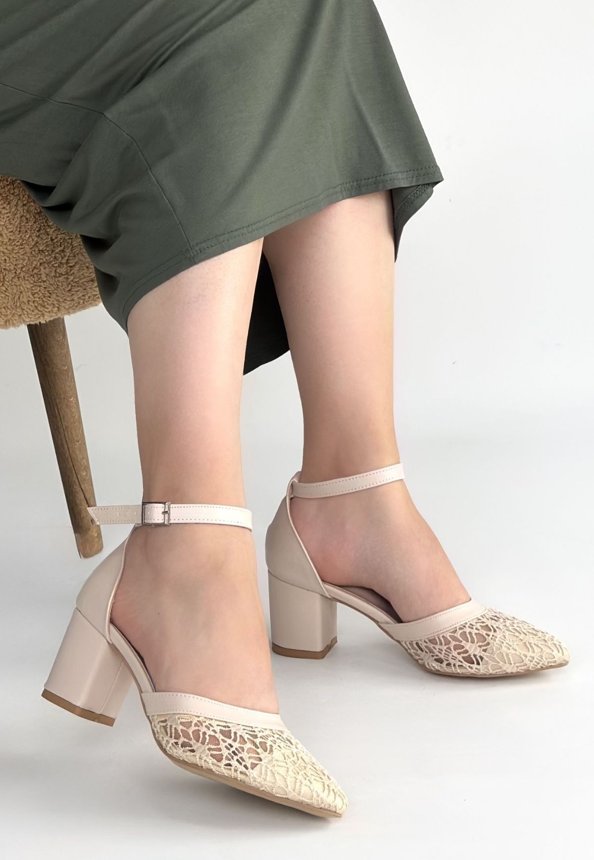 6931_dmop-bej-c-88895_1 blank