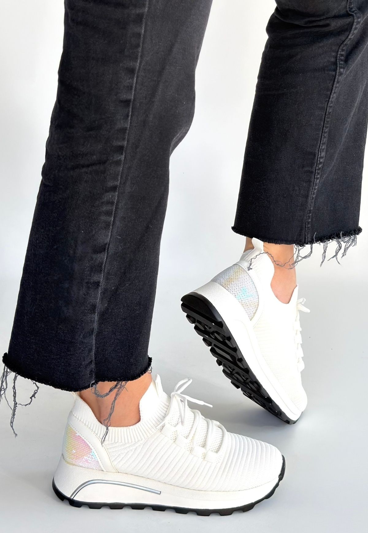 Feort Beyaz Triko Bağcıklı Spor Ayakkabı Feort Beyaz Triko Bağcıklı Spor Ayakkabı