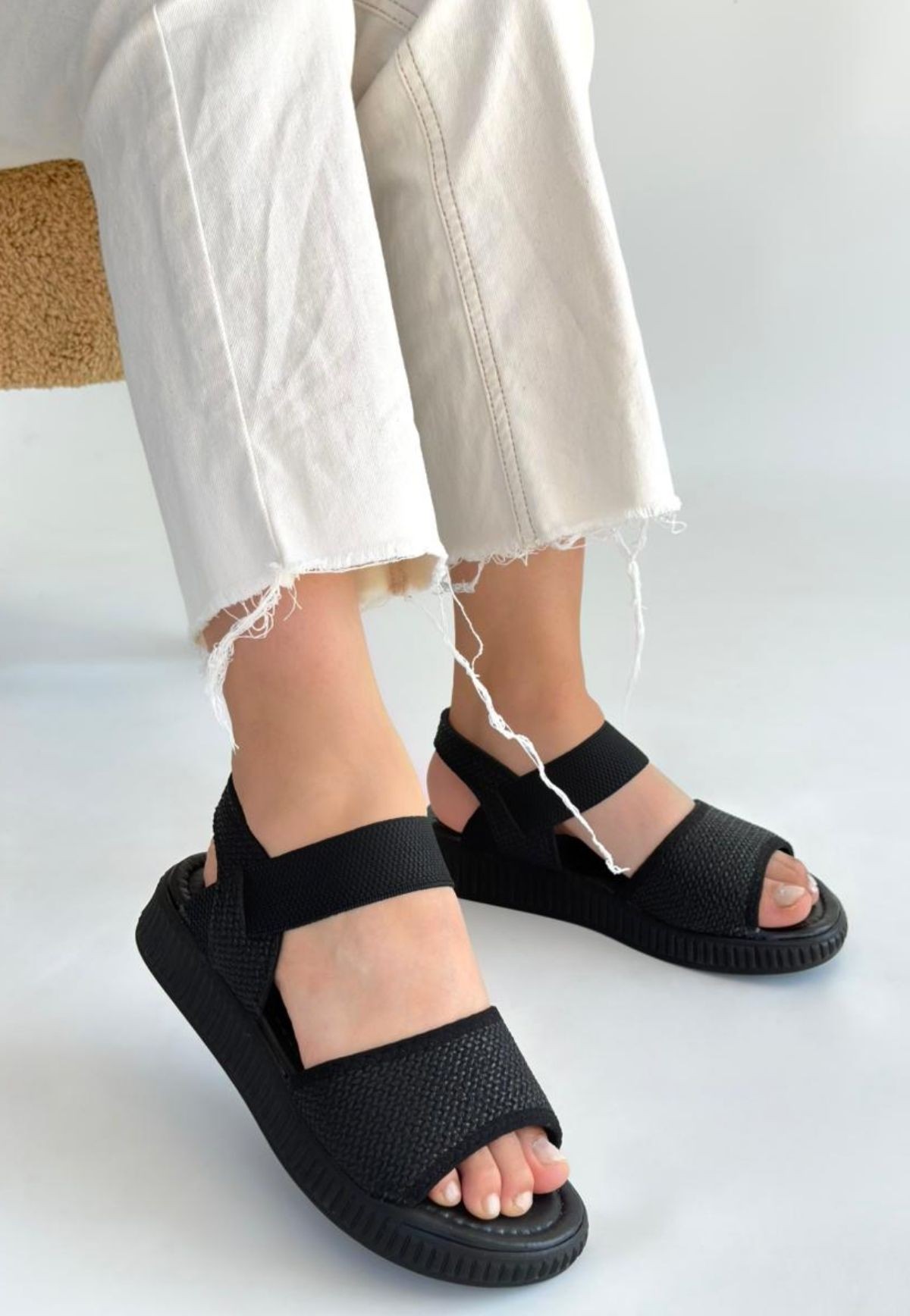 Jake Siyah Hasır Cilt Sandalet Jake Siyah Hasır Cilt Sandalet