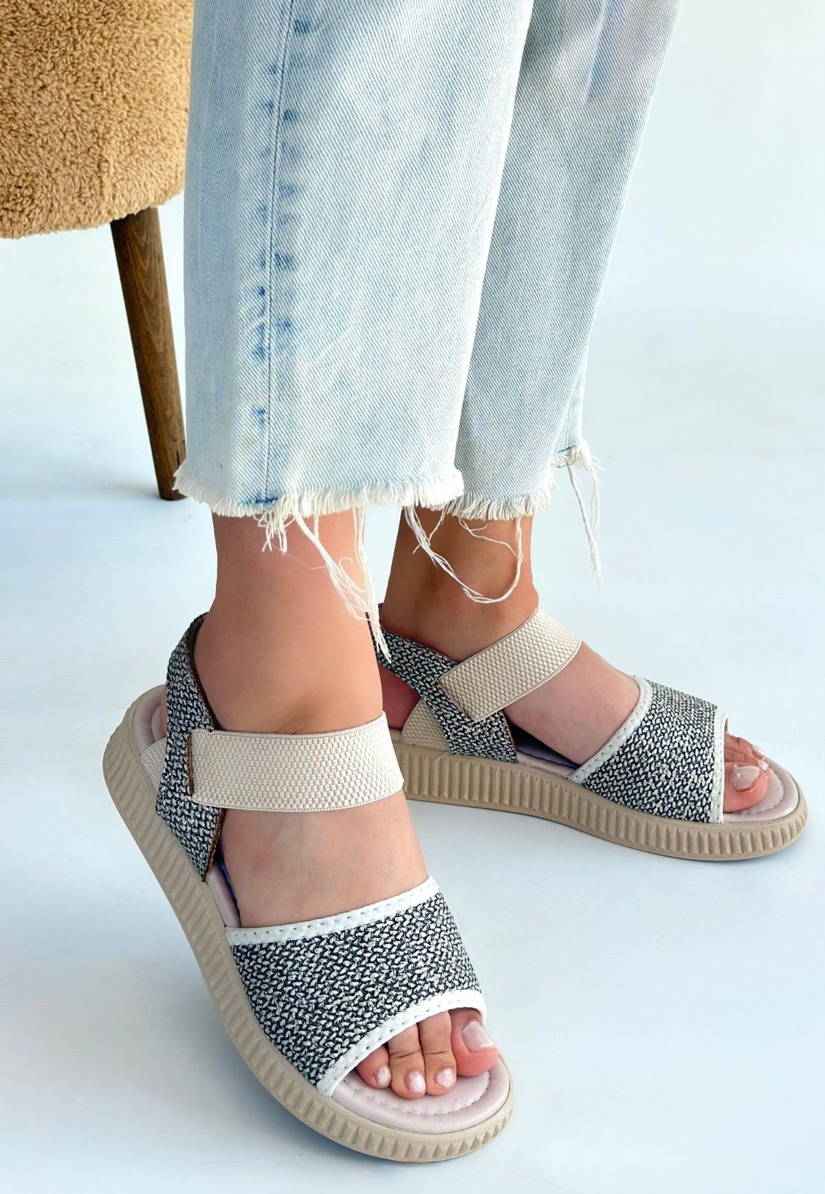 6931_jake-yesi-88146_3 blank