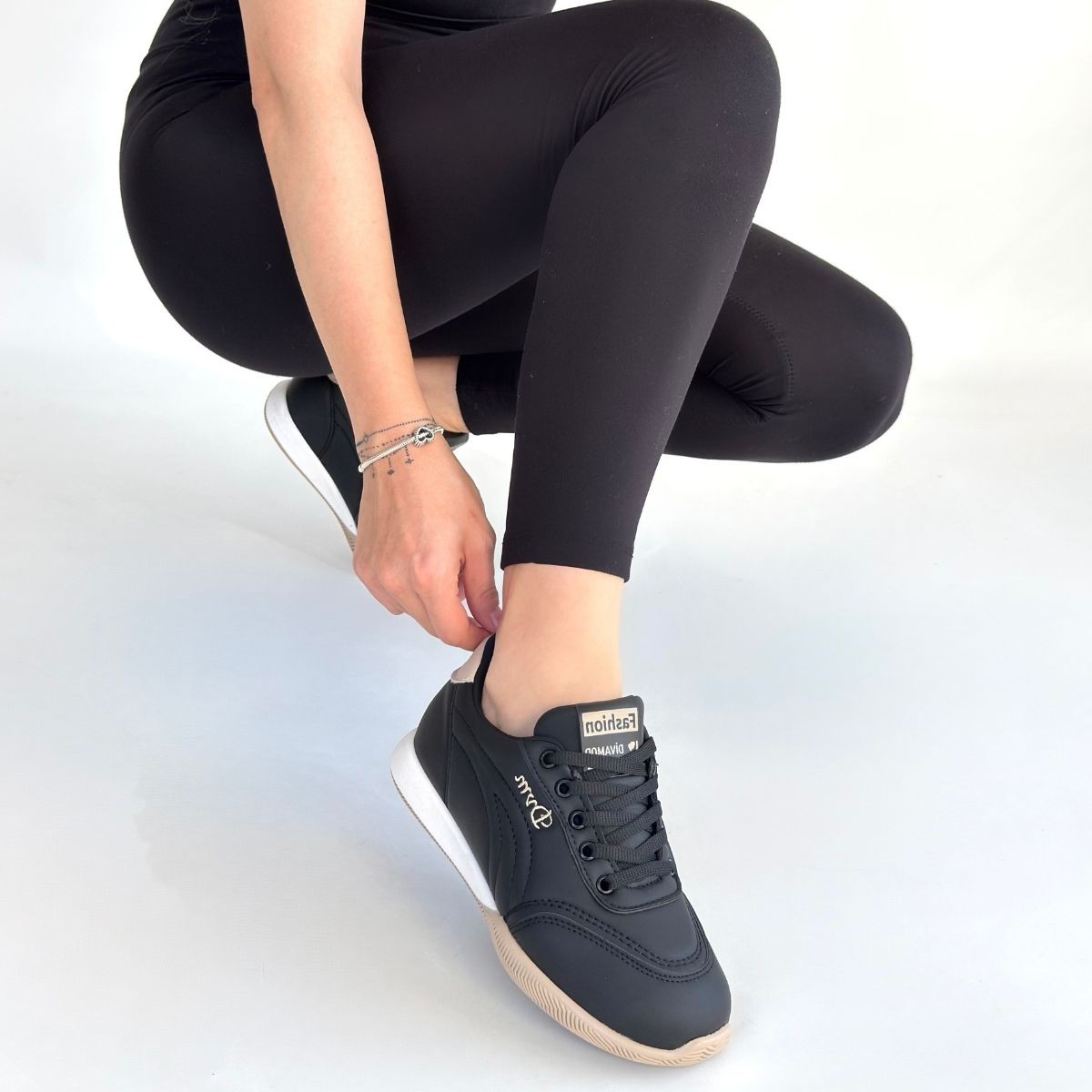 6931_tawen-siya-88264_4 blank