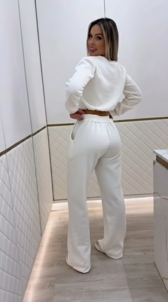 Kadın Uzun Kollu Bisiklet Yaka Desenli Iki Iplik şardonlu Bluz Ve Pantolon Ikili Takım Kadın Uzun Kollu Bisiklet Yaka Desenli Iki Iplik şardonlu Bluz Ve Pantolon Ikili Takım