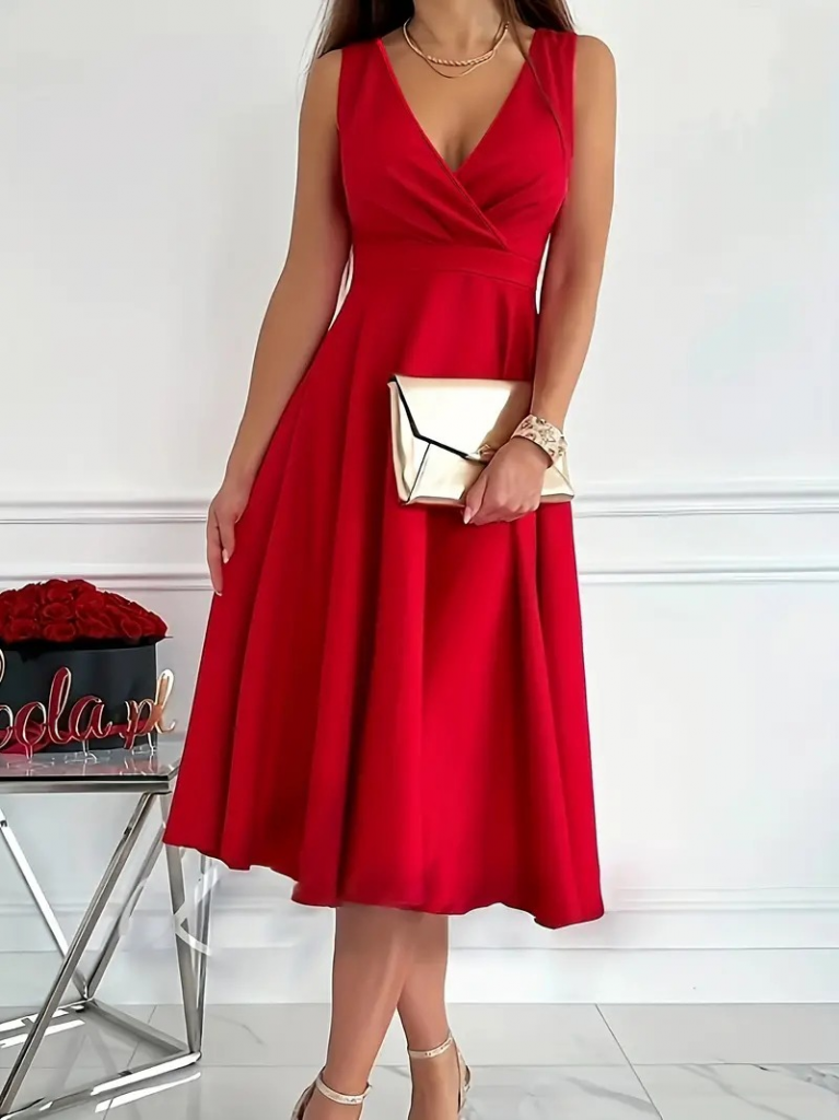 Kadın Ithal Krep Kumaş Kruvaze Yaka Eteği Kloş Kolsuz Mini Elbise Kadın Ithal Krep Kumaş Kruvaze Yaka Eteği Kloş Kolsuz Mini Elbise