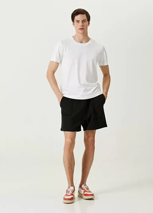 TY65de5204db0eb65de5204db0ee blank