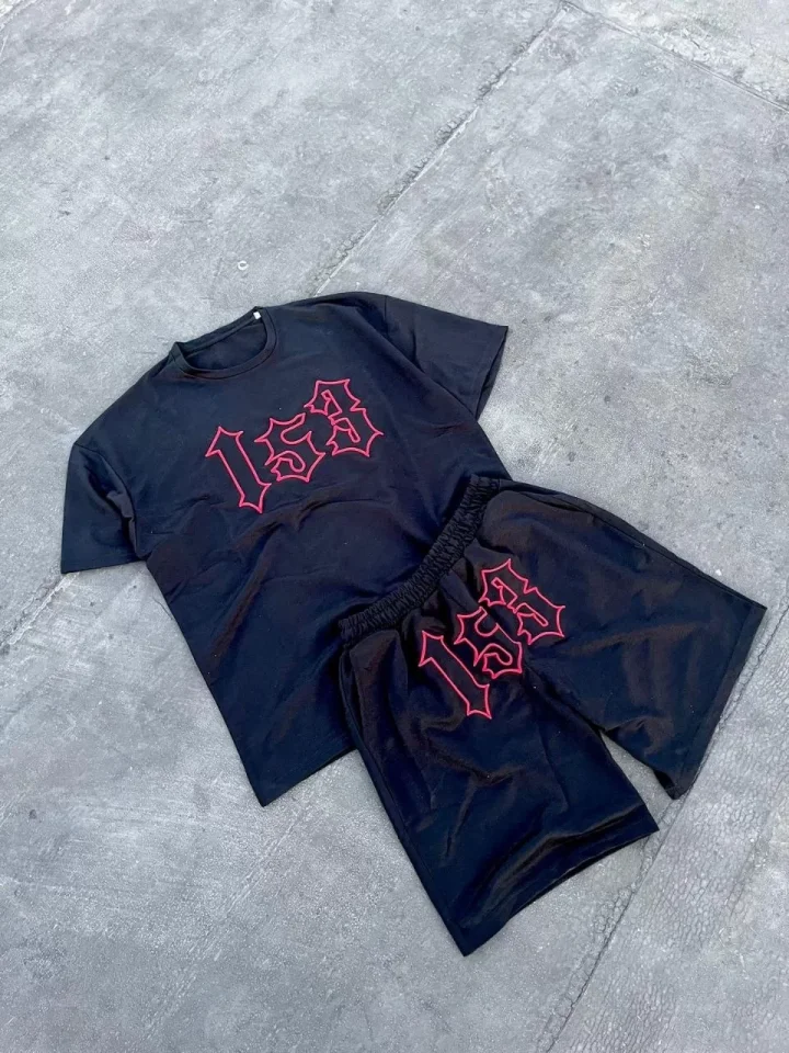 Erkek Nakış İşlemeli Şortlu Takım - Siyah Erkek Nakış İşlemeli Şortlu Takım - Siyah