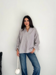 Arkası Asimetrik Yırtmaç Kesim Detaylı Cizgili Bluz Gömlek – Gri
