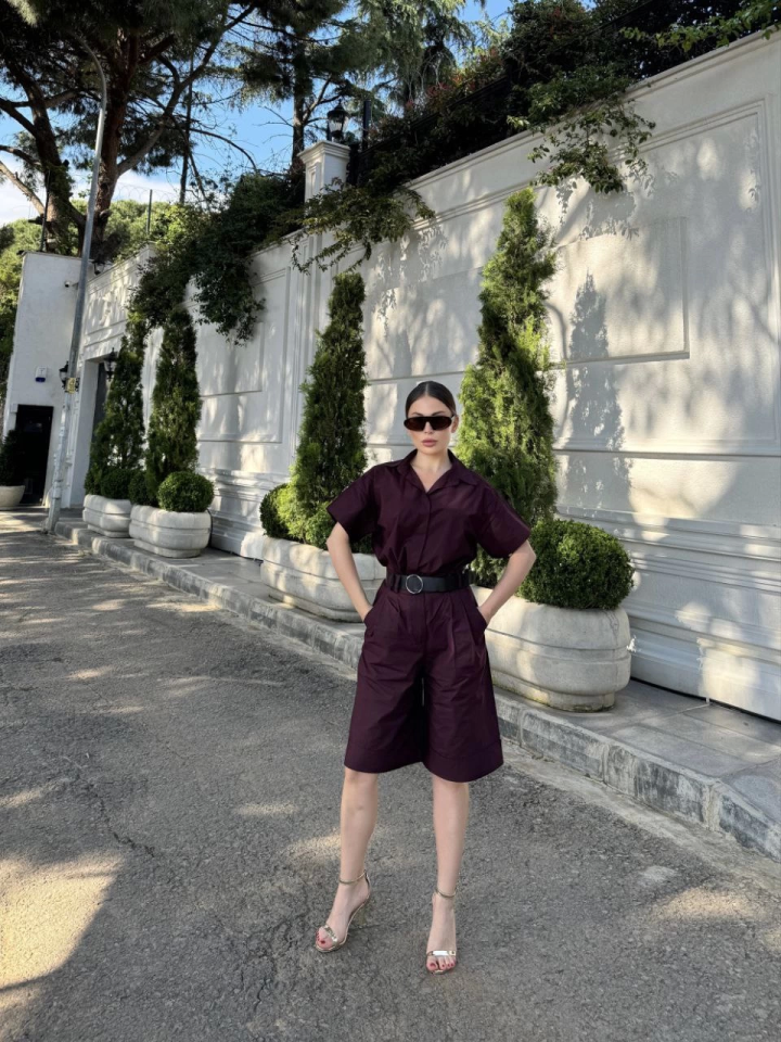 TY683b7244c25e3683b7244c25eb blank