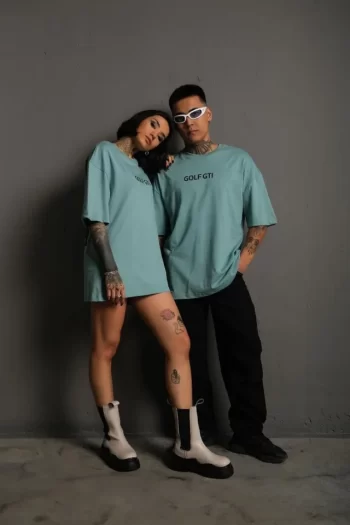 Oversize Baskılı Tişört – Golf GTI Retro Araba Desenli