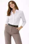 Uzun Kollu Gömlek Düğmeli Klasik Yaka Günlük Ve Ofis Şıklığına Uygun – Beyaz