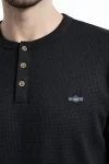 Erkek Waffle Dokulu Likralı Henley Yaka Düğmeli Regular Fit Kısa Kollu T-Shirt – Siyah