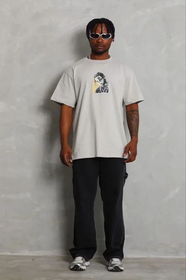 Erkek Baskılı T-Shirt Kısa Kol Bisiklet Yaka Regular Fit Rahat Kalıp Günlük Tişört - Gri Erkek Baskılı T-Shirt Kısa Kol Bisiklet Yaka Regular Fit Rahat Kalıp Günlük Tişört - Gri