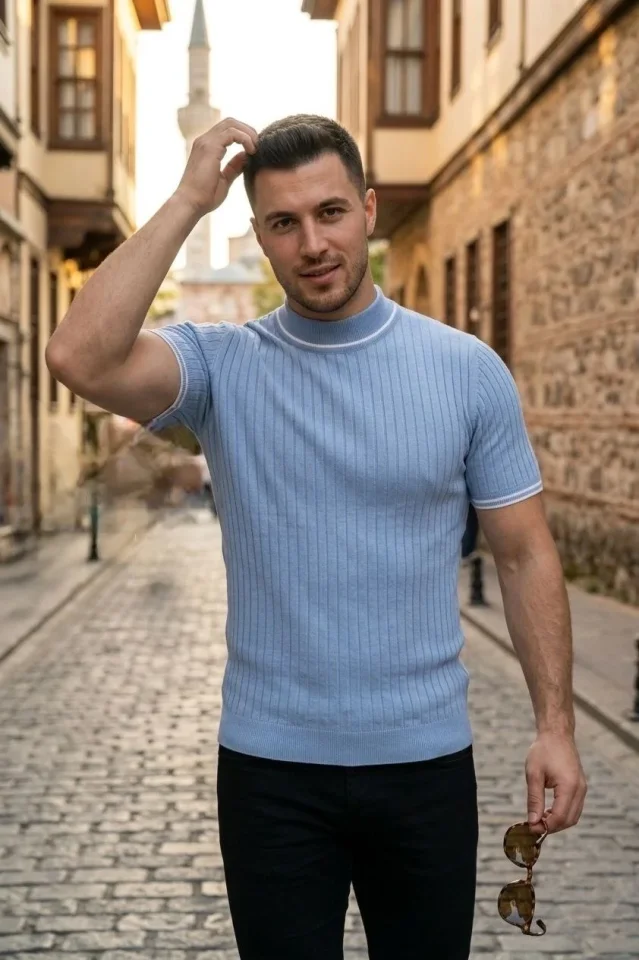 Erkek Fitilli Triko Dokuma Kısa Kol Tişört Yarım Boğaz Modern Yazlık T-Shirt - Bebe Mavisi Erkek Fitilli Triko Dokuma Kısa Kol Tişört Yarım Boğaz Modern Yazlık T-Shirt - Bebe Mavisi