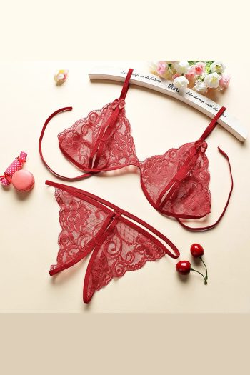 Kadın Kombin Şıklığı Bordo Dantelli Sütyen Külot ı Takım