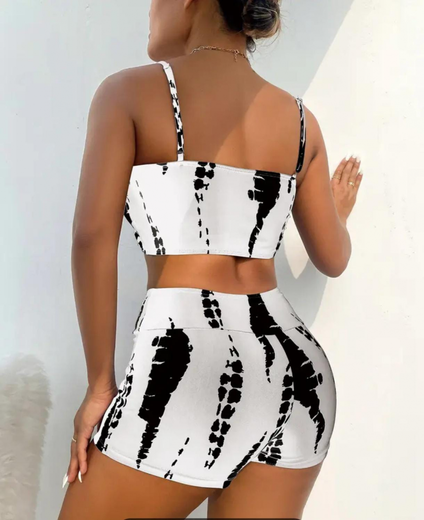 Kadın Büzgü Detay Askılı Crop Mini Tayt Ikili Takım Kadın Büzgü Detay Askılı Crop Mini Tayt Ikili Takım