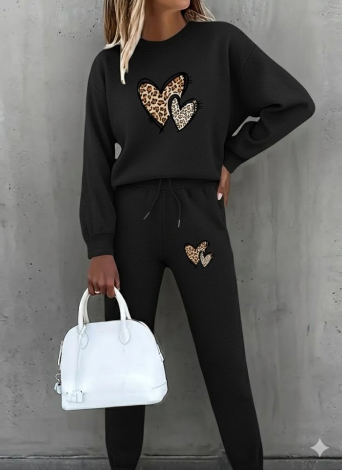 d860f105442f658145a4e4d565d6a505 blank