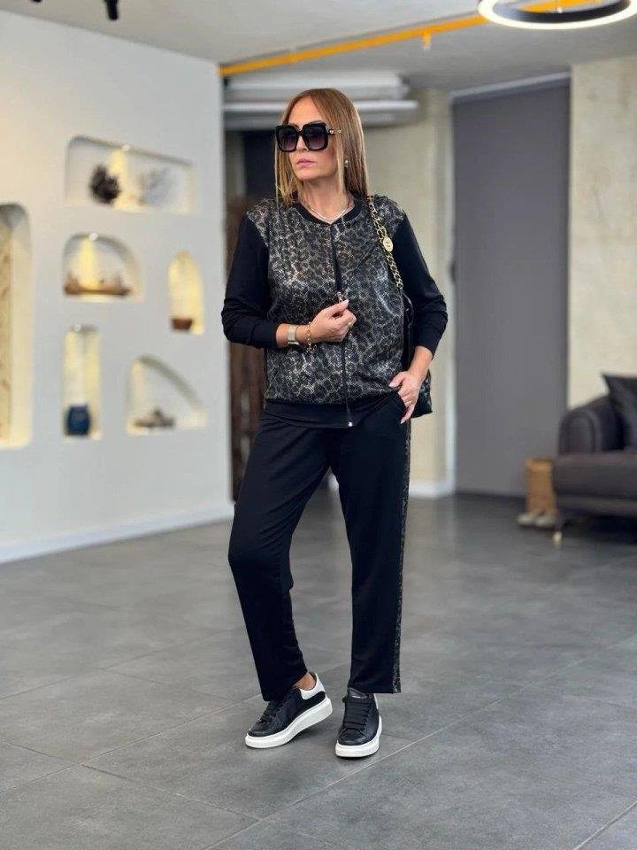 de7b69b1022a7730e467 blank