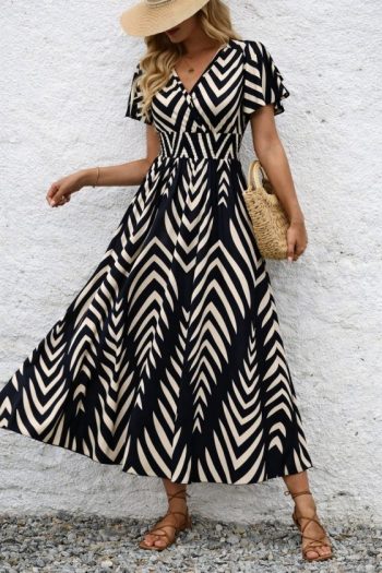 Kadın Kısa Fırfır Kollu Kruvaze Yakalı Beli Lastikli Desenli Uzun Elbise