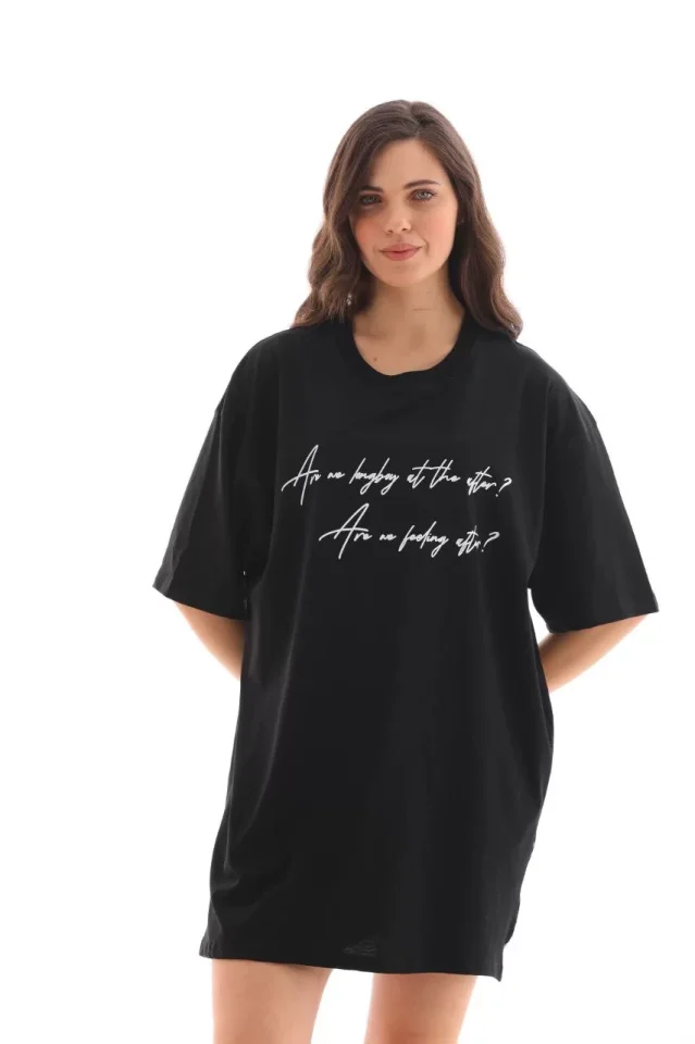 Unisex Bisiklet Yaka Baskılı Oversize T-Shirt - Siyah Unisex Bisiklet Yaka Baskılı Oversize T-Shirt - Siyah