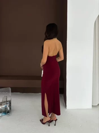 Uzun Abiye Elbise Yırtmaçlı Sırt Dekolteli Şık Gece Elbisesi - Bordo