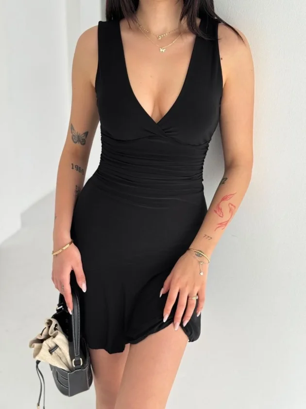 TY69d26deb0161069d26deb01612 blank