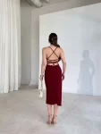 İp Askılı Sırt Dekolteli Bağlama Detaylı Yırtmaçlı Midi Elbise – Bordo