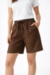 Keten Kumaş Cepli Rahat Kesim Bel Lastikli Şort – Kahverengi
