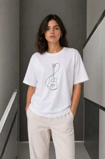 Minimal Gitar Baskılı Tişört T-Shirt Yazlık Kısa Kol Bisiklet Yaka T-Shirt  - Beyaz
