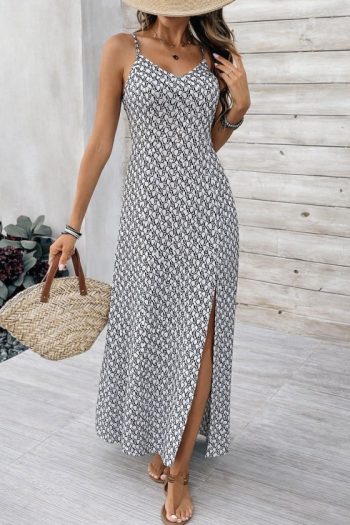 Kadın Ip Askılı V Yakalı Yırtmaçlı Uzun Süprem Elbise