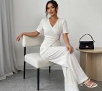 Kadın Toka Detaylı Kruvaze Takım