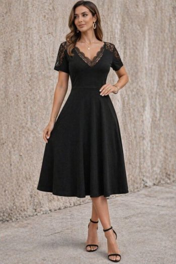 Kadın Kısa Kollu V Dantel Yakalı Midi Viskon Elbise