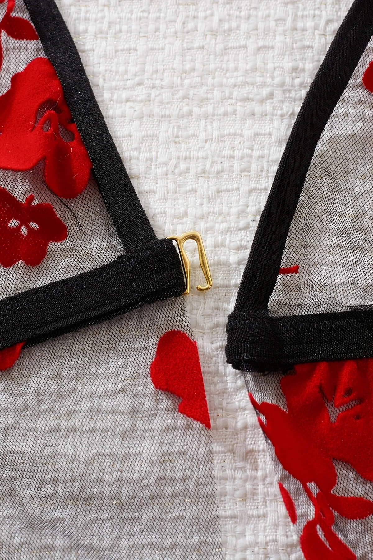 Çiçek Desenli Siyah Transparan Tül Gecelik TM1319 Çiçek Desenli Siyah Transparan Tül Gecelik TM1319