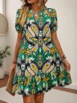 Kadın Kısa Kollu V Yakalı Desenli Kısa Süprem Elbise