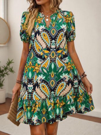Kadın Kısa Kollu V Yakalı Desenli Kısa Süprem Elbise