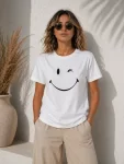 Minimal Gülümseyen Yüz Baskılı Tişört Kısa Kol Yazlık T-Shirt – Beyaz