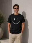 Erkek Minimal Gülümseyen Yüz Baskılı Tişört Kısa Kol Yazlık T-Shirt – Siyah