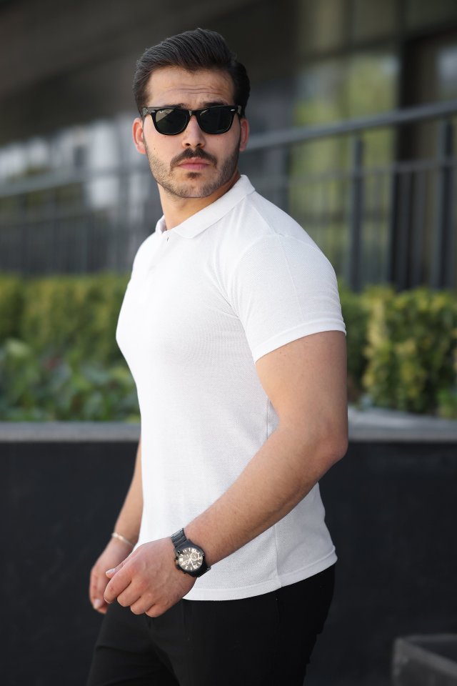 de446bc57e437b00bbdfb7670752cd80 blank