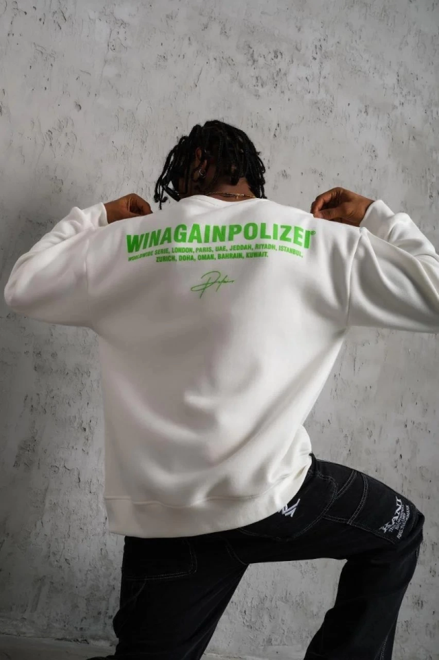 Erkek Oversize Sweatshirt – Beyaz Renk Ön Ve Sırt Baskılı, Üç İplik İçi Pamuklu Kumaş, Rahat Kalıp, - Görsel 2