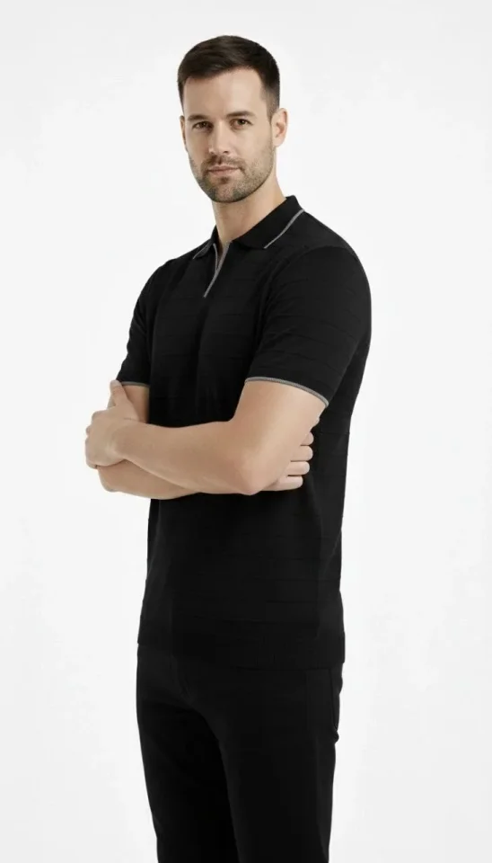 Erkek Triko Kumaş Yakalı Düğmesiz Açık Yaka Fitilli Kısa Kollu Regular Fit Tişört T-shirt - Siyah - Görsel 2