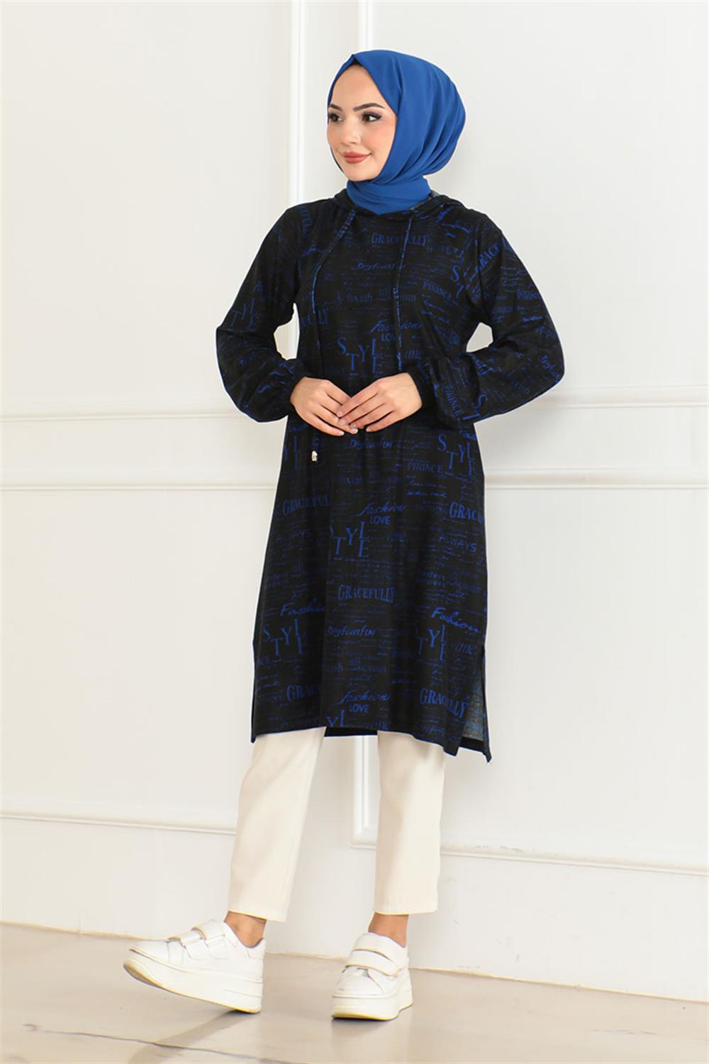 desenli-kapsonlu-spor-tunik-saks-mavisi-siyah-392408-79-B blank