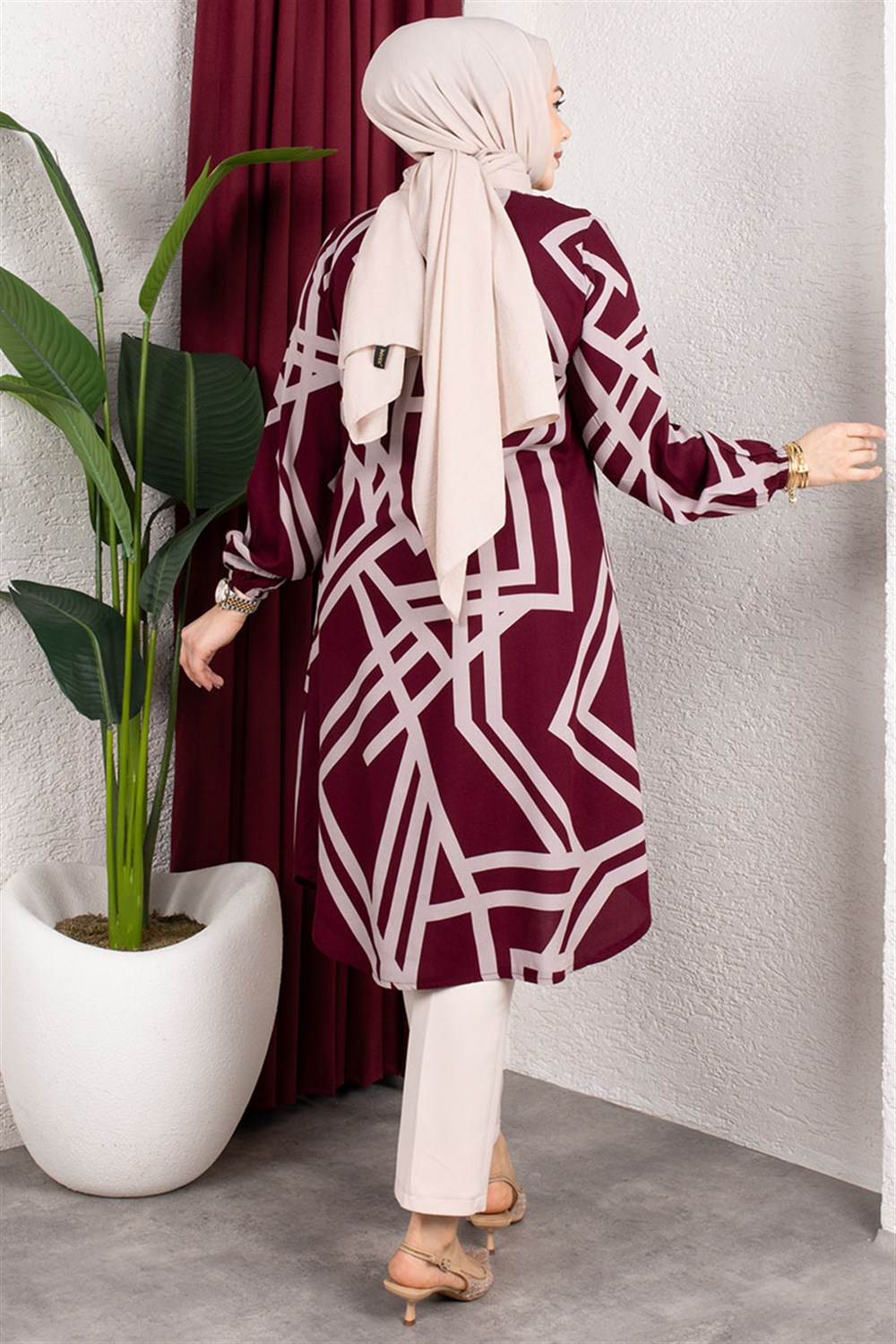 geometrik-desen-viskon-tunik-koyu-bordo-393432-79-B blank