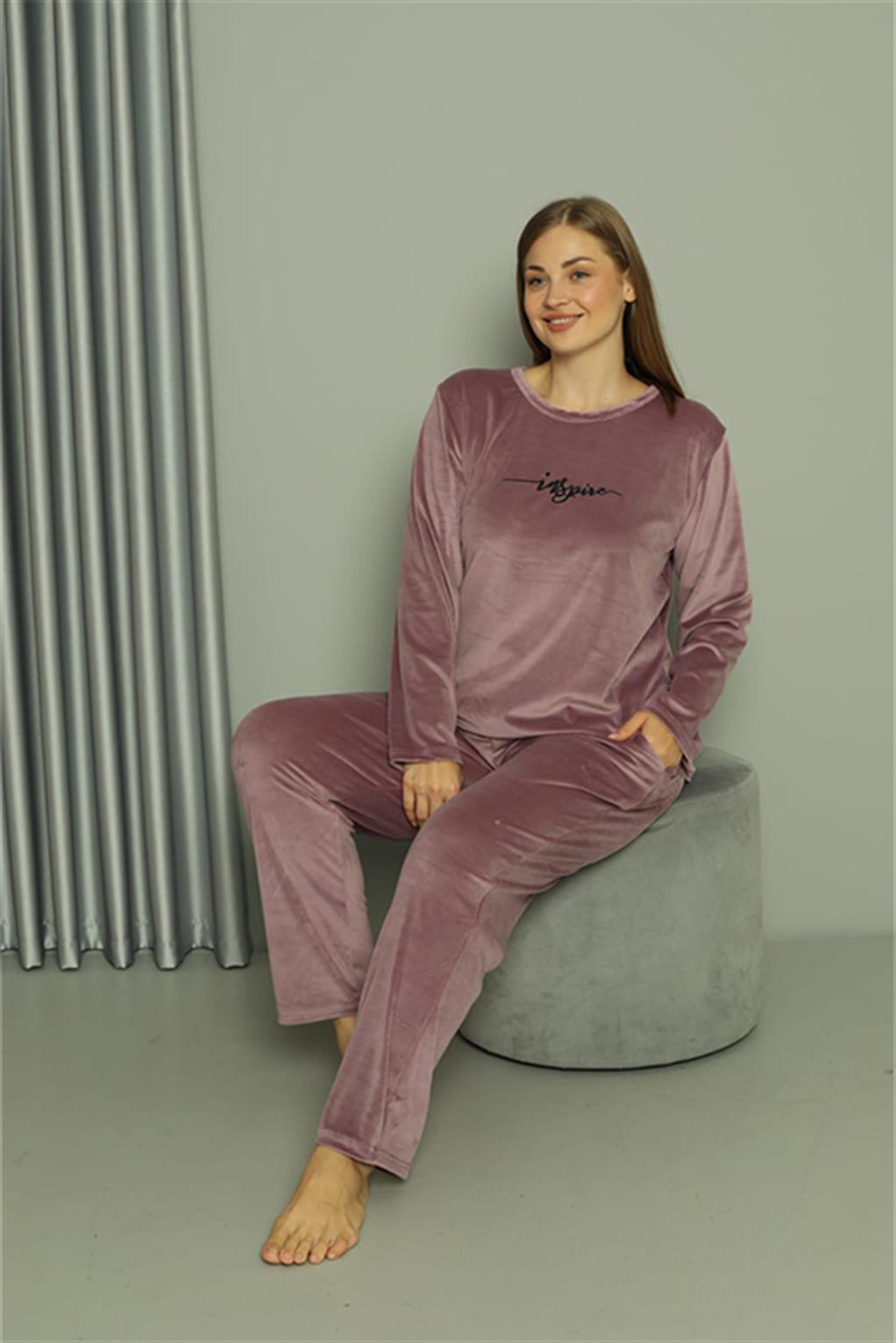 moda-cizgi-buyuk-beden-kadin-kadife-mor-pijama-takim-20628-383815-77-B blank