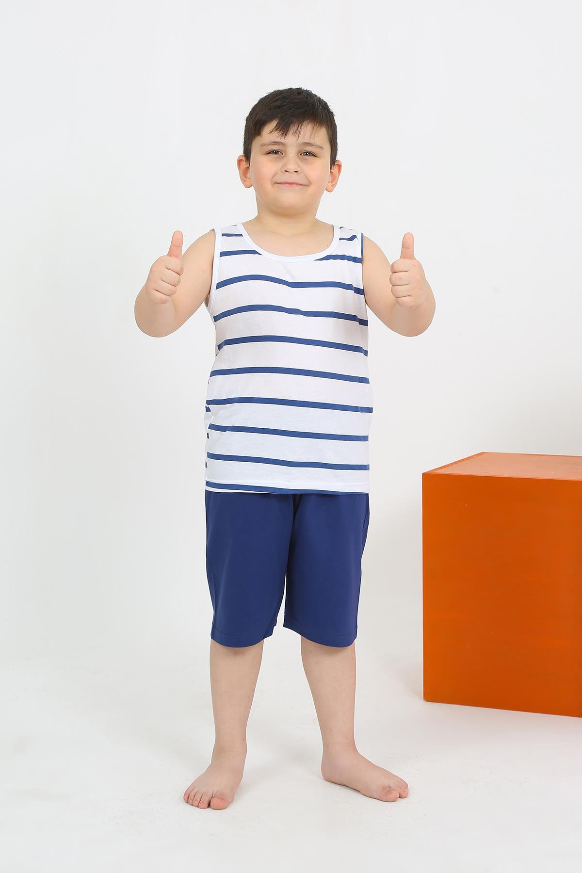 moda-cizgi-erkek-cocuk-sifir-kol-sortlu-beyaz-penye-pijama-takimi-20435-384451-77-B blank